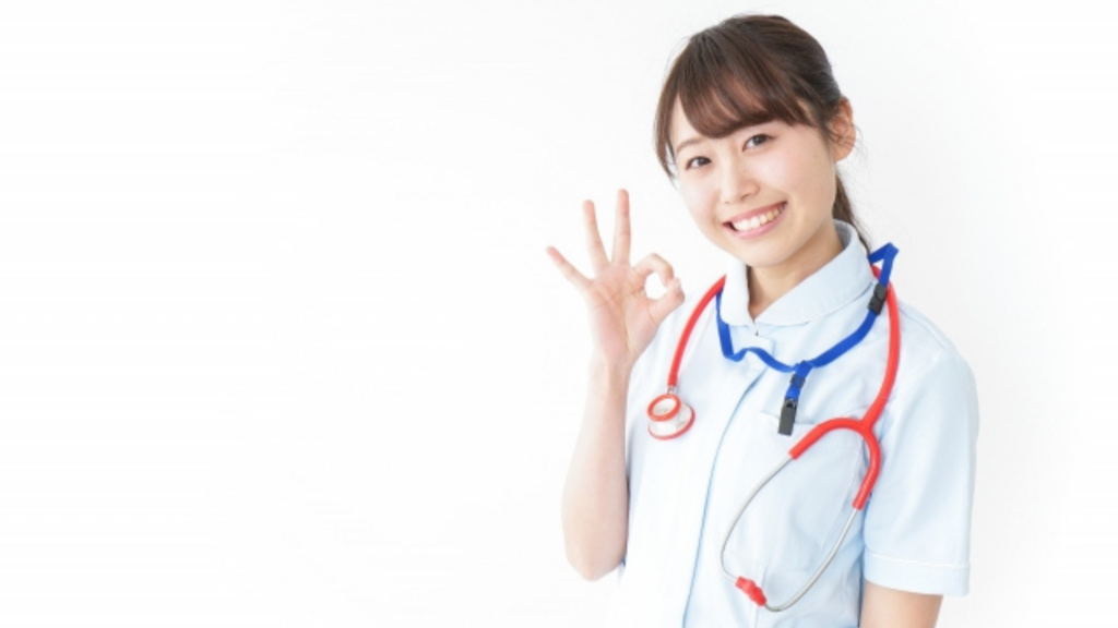 アドバイスをする看護師
